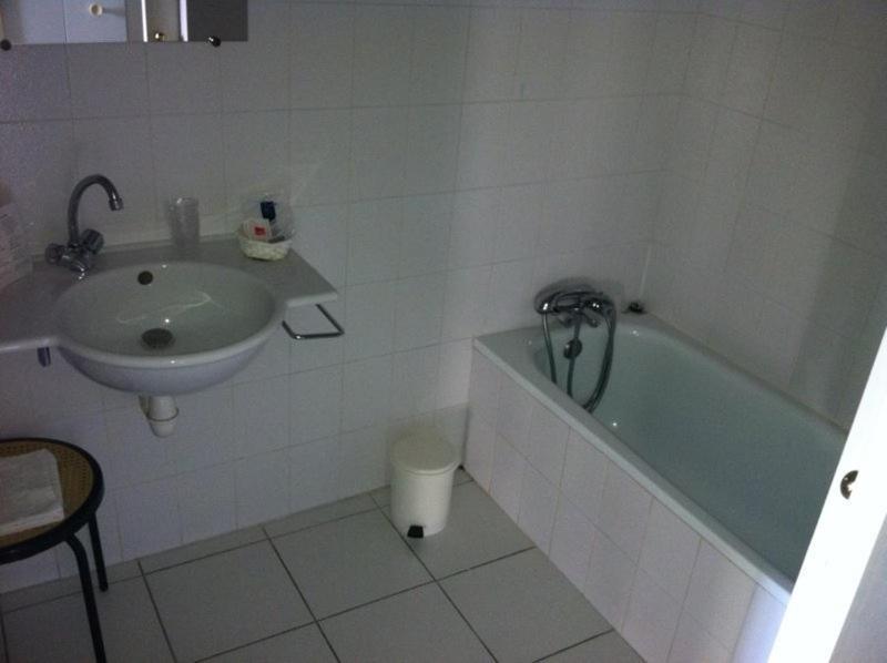Hotel Les Dentelles Vacqueyras Habitación foto
