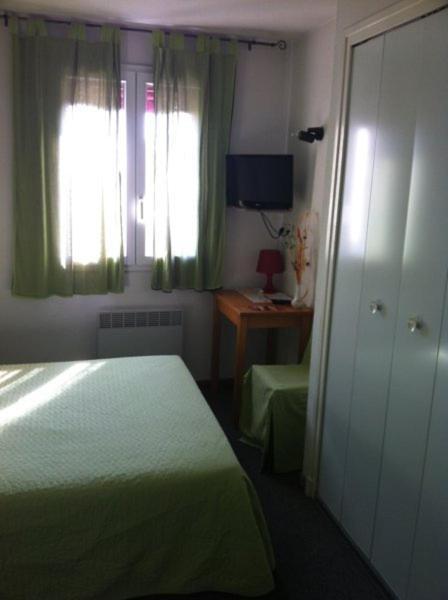 Hotel Les Dentelles Vacqueyras Habitación foto